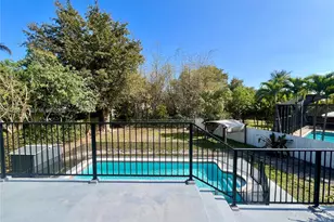 19901 SW 81st Ct, Cutler Bay, FL 33189 - Photo 52