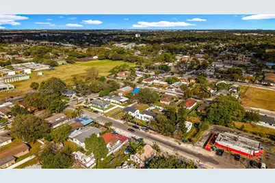 1751 NW 76th St, Miami, FL 33147 - Photo 2