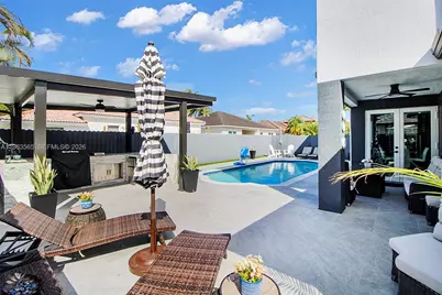 15967 SW 141st St, Miami, FL 33196 - Photo 16