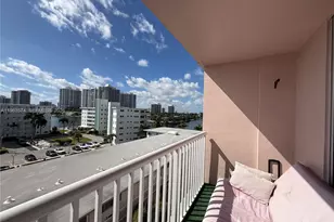 3161 S Ocean Dr, Hallandale Beach, FL 33009 - Photo 2