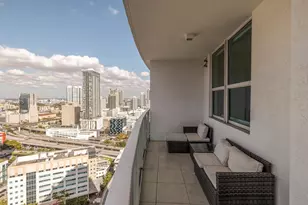 31 SE 5th St, Miami, FL 33131 - Photo 26