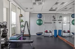 31 SE 5th St, Miami, FL 33131 - Photo 34