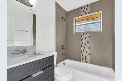 2512 NW 9th Pl #2, Fort Lauderdale, FL 33311 - Photo 16