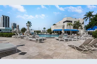 19707 Turnberry Way #8B, Aventura, FL 33180 - Photo 22