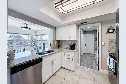 4506 NW 47th St, Tamarac, FL 33319 - Photo 4