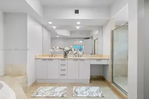 14951 Royal Oaks Ln, North Miami, FL 33181 - Photo 16