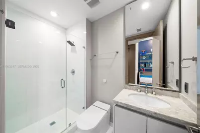 4100 Island Blvd #PH-1, Aventura, FL 33160 - Photo 44