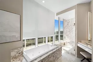 4100 Island Blvd, Aventura, FL 33160 - Photo 32