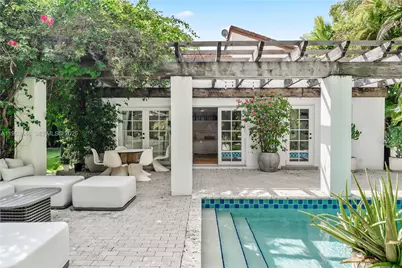 4108 Palmarito St, Coral Gables, FL 33146 - Photo 6