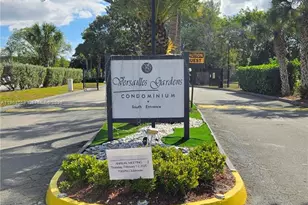 7925 Fairview Dr, Tamarac, FL 33321 - Photo 2