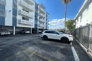 7900 Tatum Waterway Dr, Miami Beach, FL 33141 - Photo 20