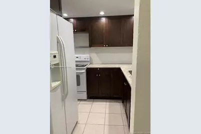 801 NW 47th Ave #218W, Miami, FL 33126 - Photo 4