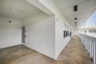 82 Dorset B, Boca Raton, FL 33434 - Photo 6