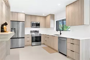 21405 SW 97th Pl, Cutler Bay, FL 33189 - Photo 16