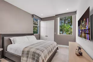 285 W Mashta Dr, Key Biscayne, FL 33149 - Photo 16