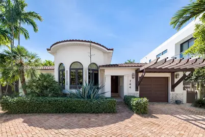 744 Lakeview Dr, Miami Beach, FL 33140 - Photo 2