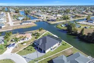 2221 5th Pl, Cape Coral, FL 33991 - Photo 58