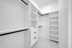 2221 5th Pl, Cape Coral, FL 33991 - Photo 14