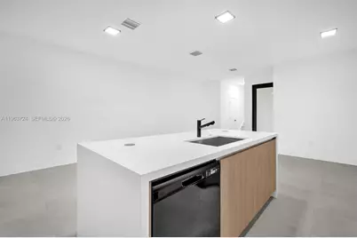 919 NW 55th St #1, Miami, FL 33127 - Photo 32