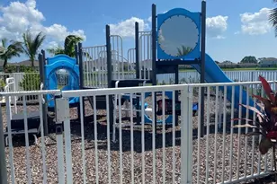 323 Raspberry Rd, Fort Pierce, FL 34981 - Photo 14