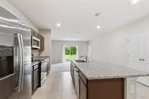 323 Raspberry Rd, Fort Pierce, FL 34981 - Photo 6