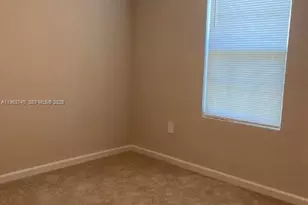 323 Raspberry Rd, Fort Pierce, FL 34981 - Photo 8