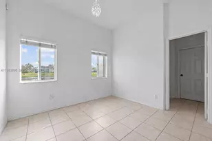 2467 SE 19th St, Homestead, FL 33035 - Photo 12