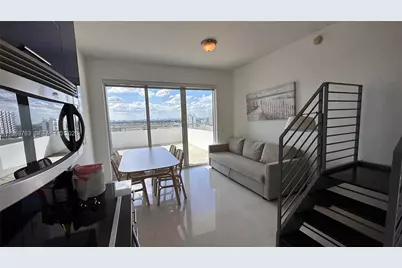 60 SW 13th St #1115, Miami, FL 33130 - Photo 8