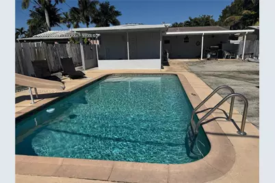 2538 Sherman St, Hollywood, FL 33020 - Photo 2