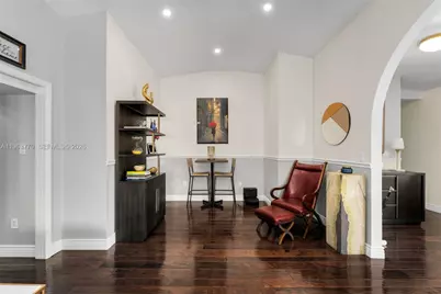 714 NW 134th Pl, Miami, FL 33182 - Photo 10