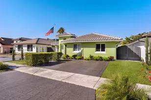 714 NW 134th Pl, Miami, FL 33182 - Photo 2