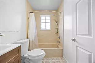 13910 SW 163rd St, Miami, FL 33177 - Photo 32