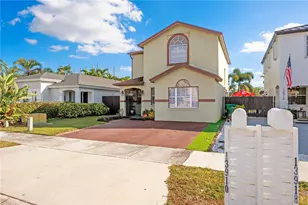 13910 SW 163rd St, Miami, FL 33177 - Photo 2