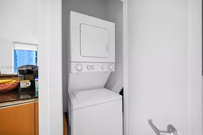 1050 Brickell Ave #2910, Miami, FL 33131 - Photo 26