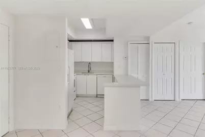 3500 Coral Way #1207, Miami, FL 33145 - Photo 8