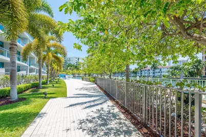 2950 NE 188th St #349, Aventura, FL 33180 - Photo 36