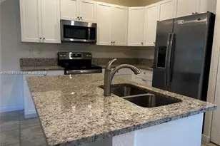 3402 W 105th St, Hialeah, FL 33018 - Photo 6