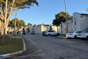 4535 Treehouse Ln, Tamarac, FL 33319 - Photo 22