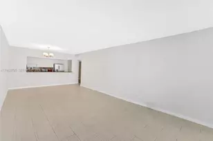 19380 Collins Ave, Sunny Isles Beach, FL 33160 - Photo 10
