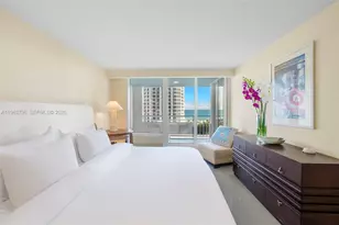 400 South Pointe Dr, Miami Beach, FL 33139 - Photo 12
