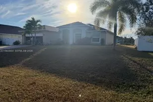 2610 SW 1st Ave, Cape Coral, FL 33914 - Photo 2