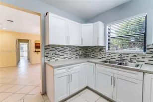 12210 NW 10th Ave, North Miami, FL 33168 - Photo 6
