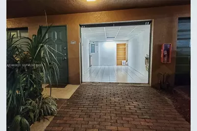 2891 NE 185th St #1002, Aventura, FL 33180 - Photo 6