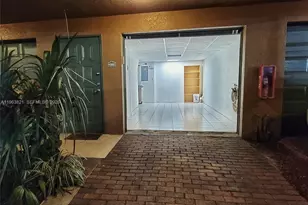 2891 NE 185th St, Aventura, FL 33180 - Photo 6