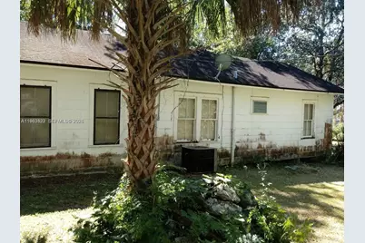 331 NE 9 Ave, Other City - In The State Of Florida, FL 34470 - Photo 2