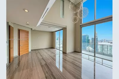 92 SW 3rd St #PH5213, Miami, FL 33130 - Photo 2