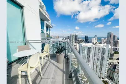 92 SW 3rd St #PH5213, Miami, FL 33130 - Photo 8