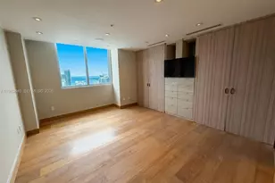 92 SW 3rd St, Miami, FL 33130 - Photo 20