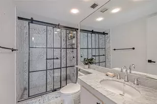 600 NE 36th St, Miami, FL 33137 - Photo 18