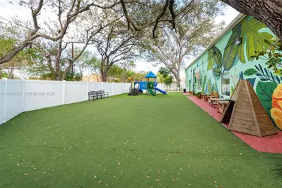 8201 W McNab Rd, Tamarac, FL 33321 - Photo 30